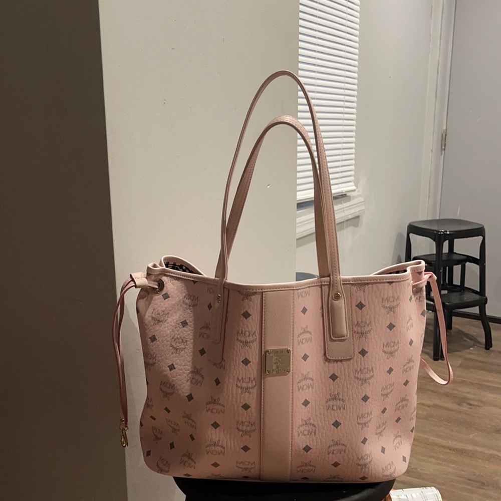 MCM medium tote in pink!